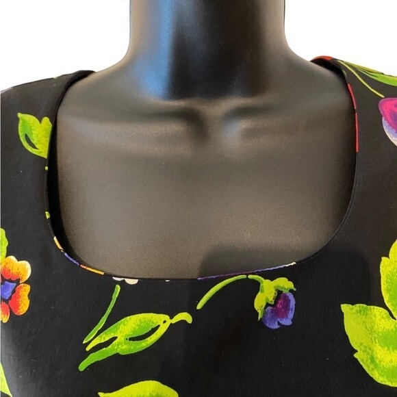 Sag Harbor Vintage black floral print short sleeve dress size 8 EUC - Picture 8 of 9